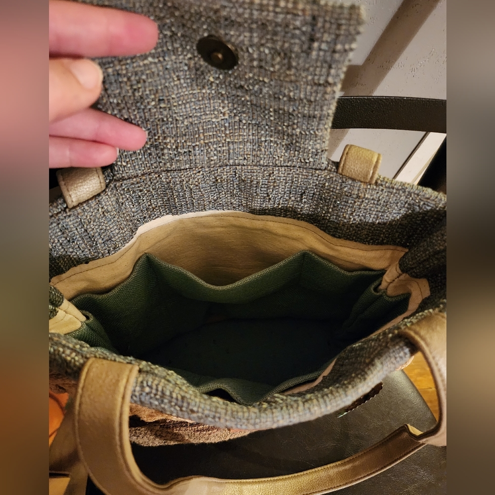 The Sak brand woven purse. - Picture 7 of 8